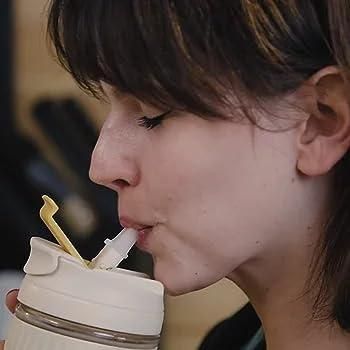 Airtight glass tumbler with straw for hot and cold drinks