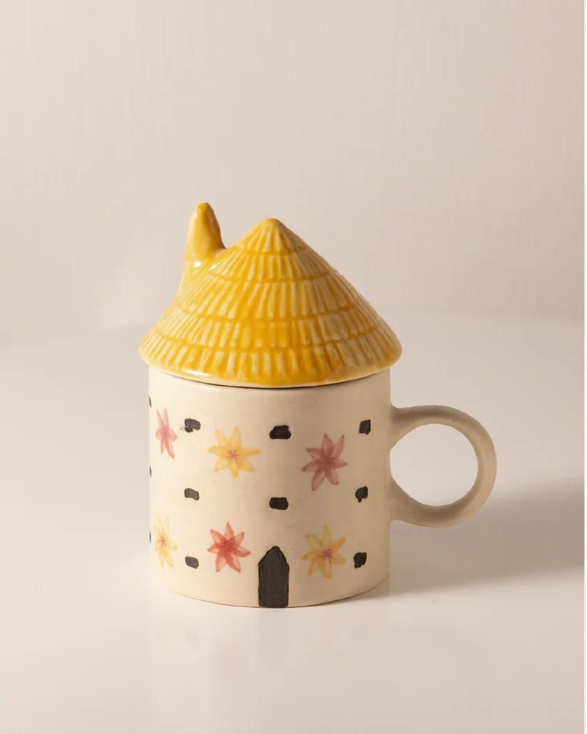 House shaped ceramic mug with lid for tea and coffee